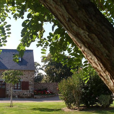 Chambres D'Hotes Les Sageais Baguer-Morvan Eksteriør bilde
